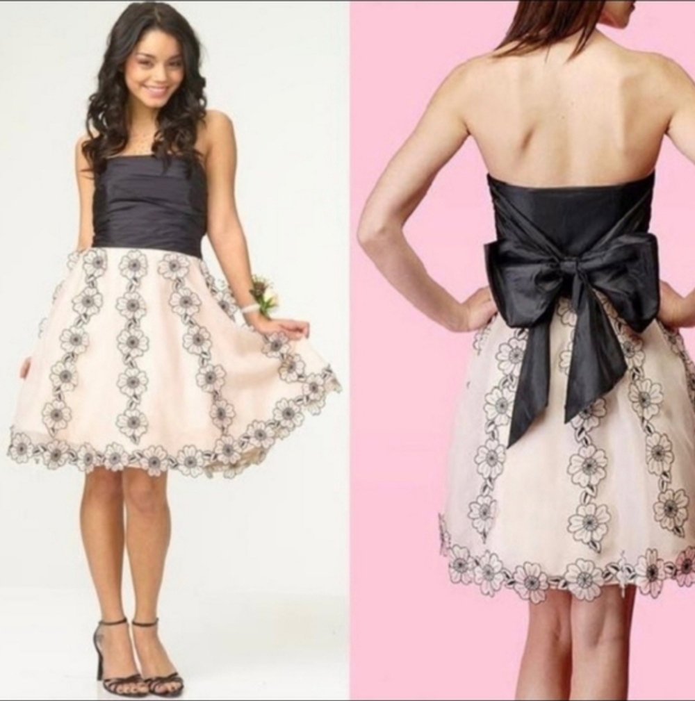 Betsey Johnson High School Musical 3 Black & White Floral Cocktail Dress